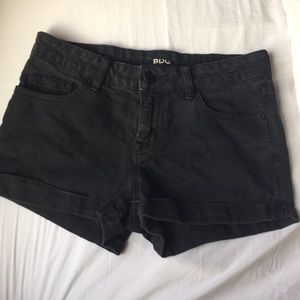 BDG mid rise shorts
